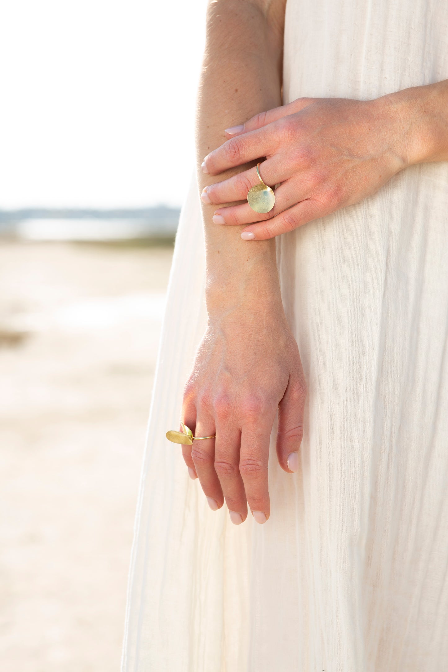 Alba Ring 'one petal' | Fairmined Gold